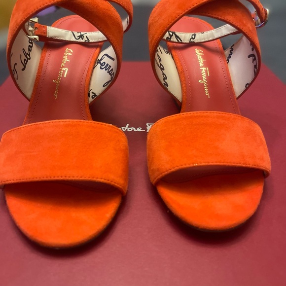 Salvatore Ferragamo sandal - Picture 3 of 4